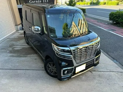 Suzuki Spacia Custom