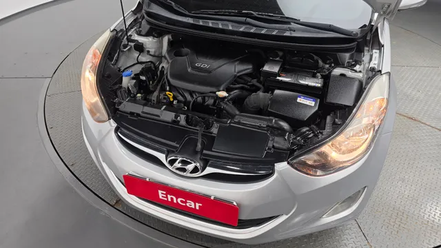 Hyundai Elantra (Avante)
