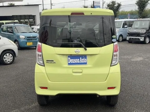 Nissan Dayz Roox