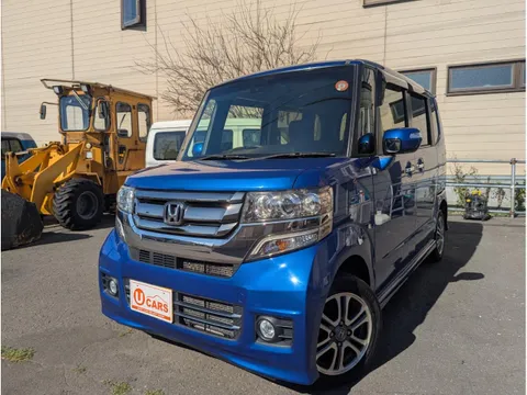 Honda N-BOX Custom