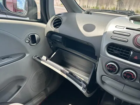 Mitsubishi I