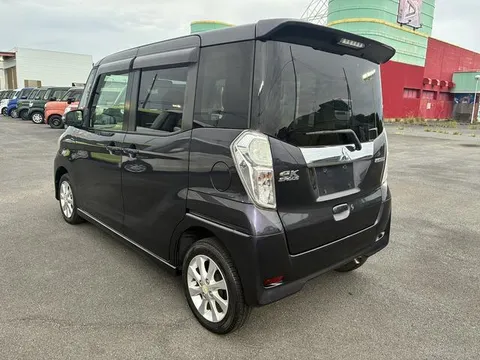 Mitsubishi eK Space Custom