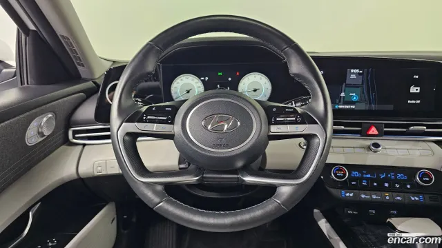 Hyundai Elantra (Avante)