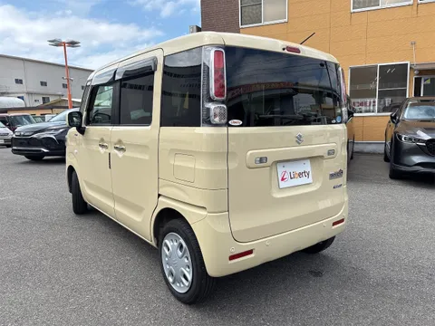 Suzuki Spacia