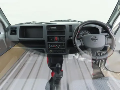 Nissan Clipper Truck