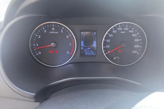 Kia Pegas