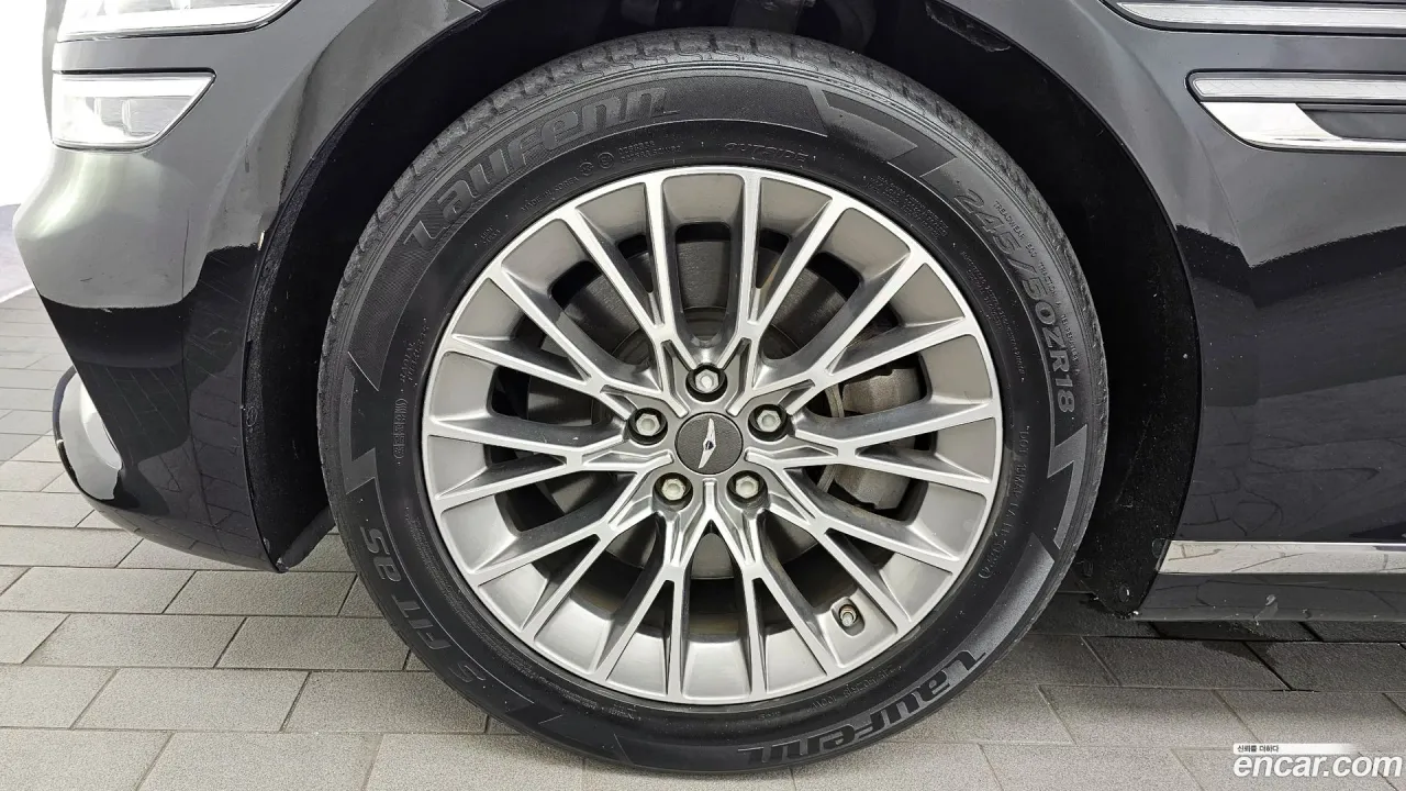 Genesis G80