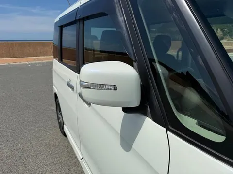 Suzuki Spacia Custom
