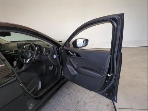 Mazda Axela Sport