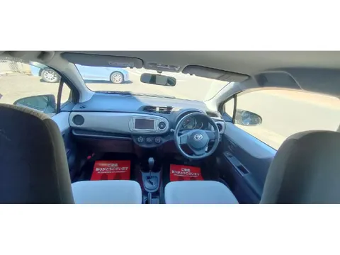 Toyota Yaris (Vitz)
