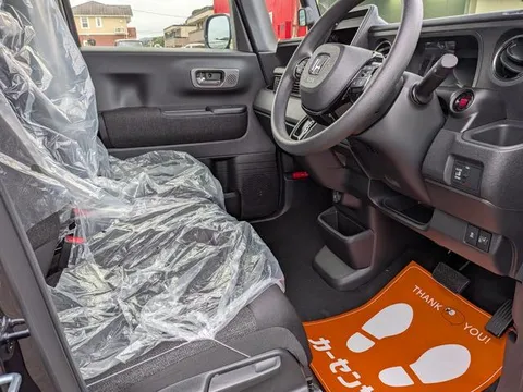Honda N-BOX Custom