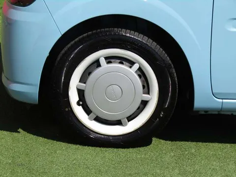 Daihatsu Mira Tocot