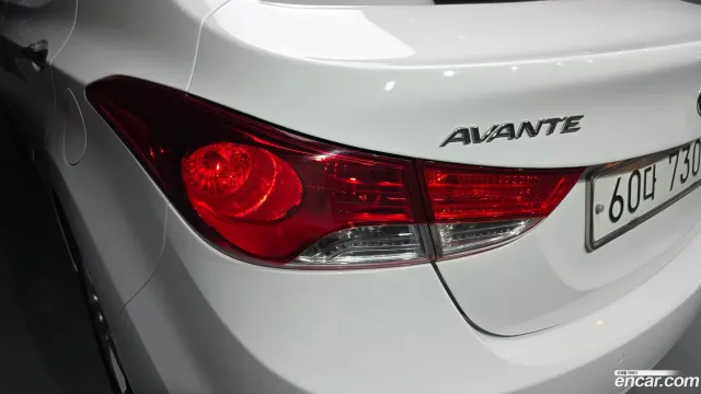 Hyundai Elantra (Avante)