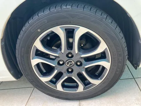 Mazda Mazda2 (Demio)