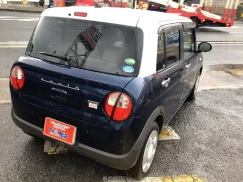 Suzuki Alto Lapin