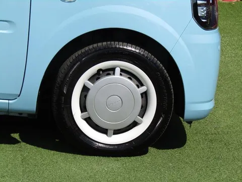 Daihatsu Mira Tocot