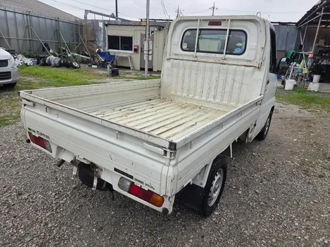 Nissan Clipper Truck