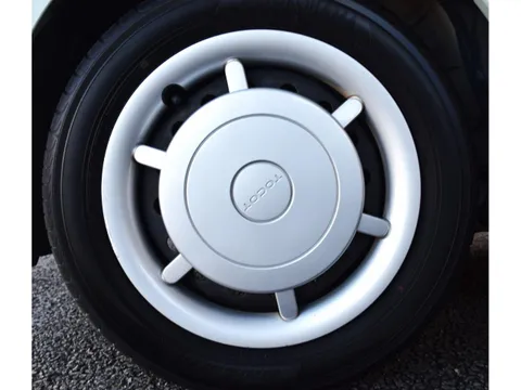 Daihatsu Mira Tocot