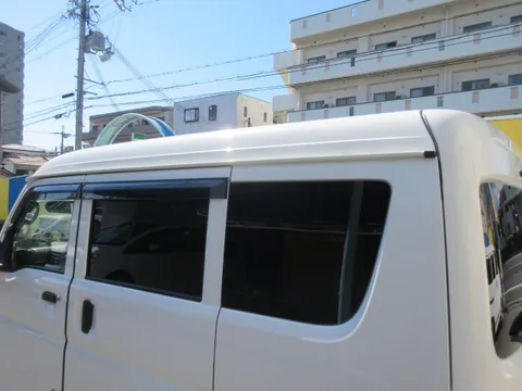 Mitsubishi Minicab Van