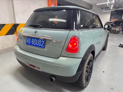 MINI Cooper