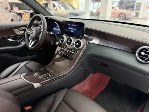 Mercedes-Benz Mercedes-Benz GLC