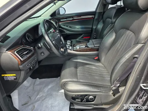 Genesis G90 (EQ900)
