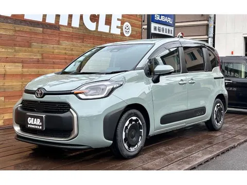 Toyota Sienta