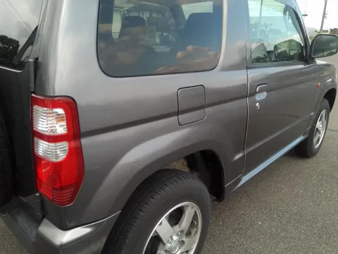 Nissan KIX