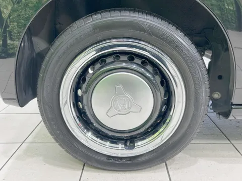 Honda N-BOX Slash