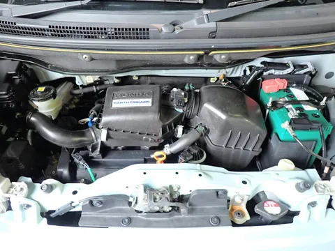 Honda N-BOX Slash
