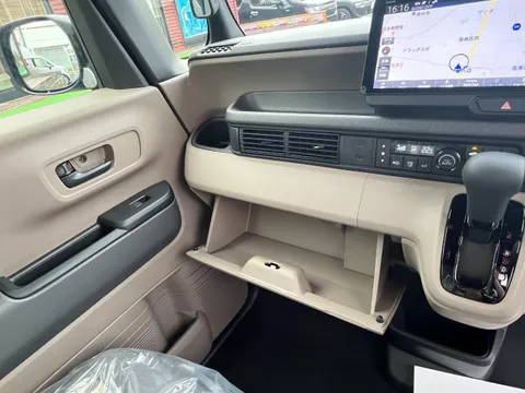 Honda N-BOX Joy