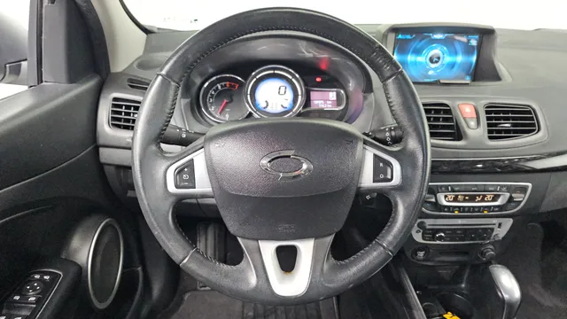 Renault SM3