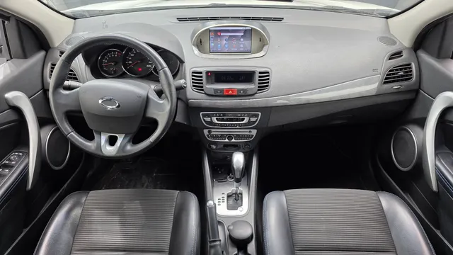 Renault SM3