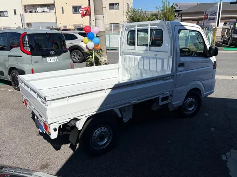 Nissan Clipper Truck