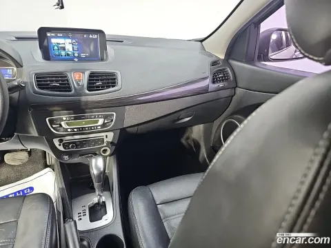 Renault SM3