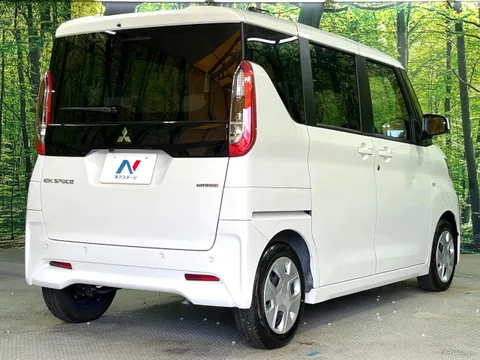Mitsubishi eK Space