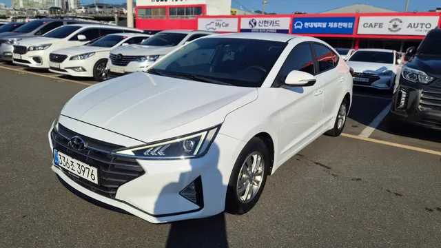 Hyundai Elantra (Avante)