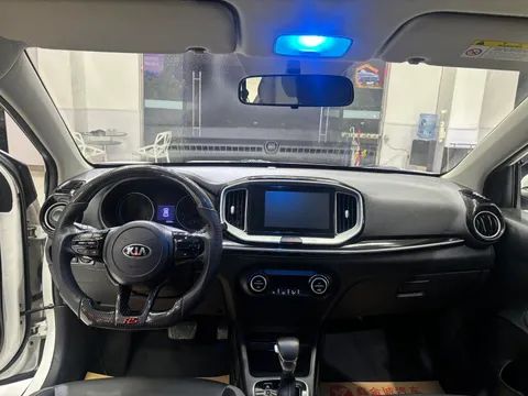 Kia KX1