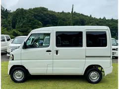 Mitsubishi Minicab Van