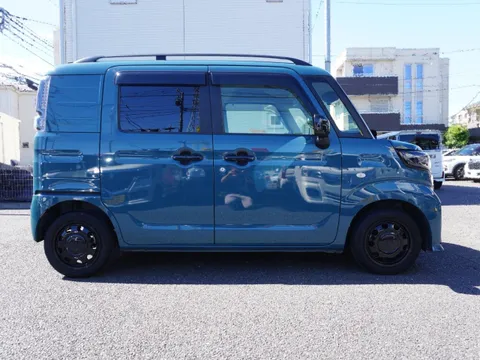 Suzuki Spacia Base
