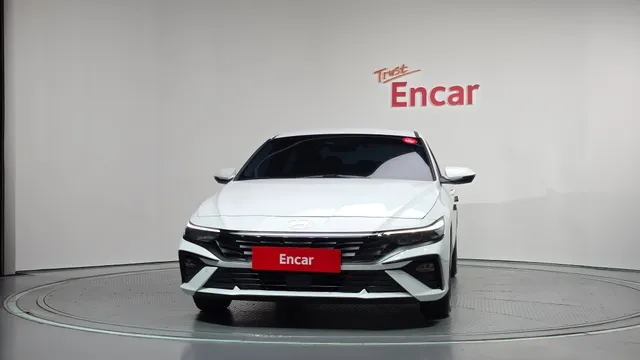 Hyundai Elantra (Avante)