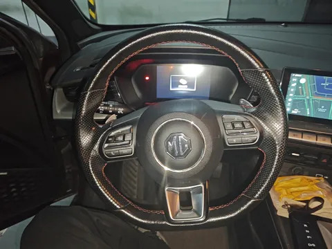 MG MG5