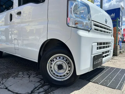 Nissan Clipper