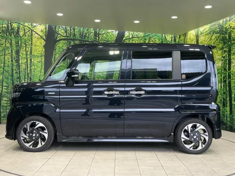Suzuki Spacia Custom