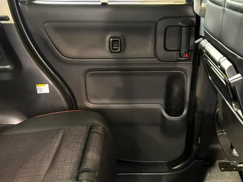 Suzuki Spacia Custom