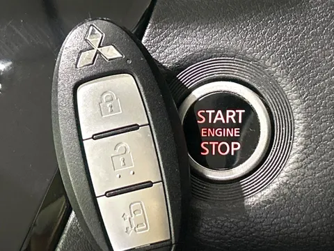 Mitsubishi eK X Space