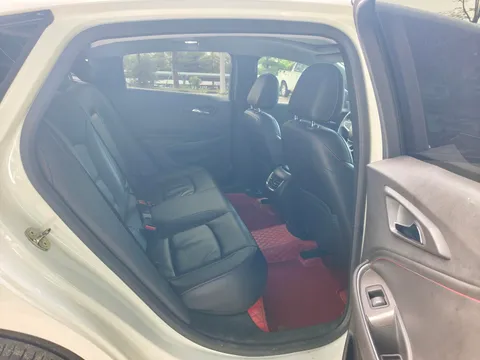 Chevrolet Malibu XL