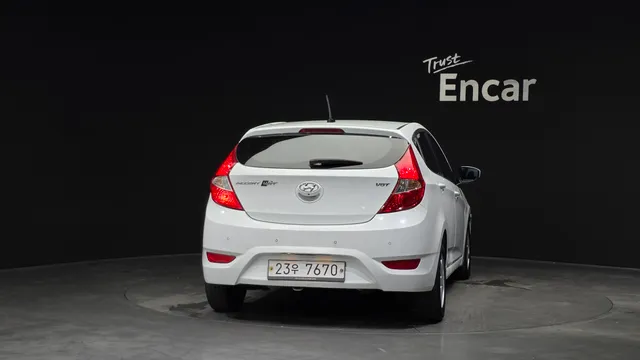 Hyundai Accent
