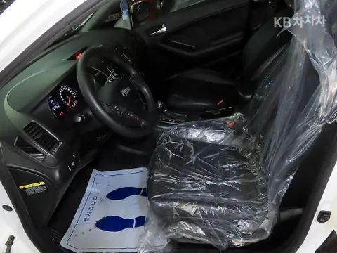 Kia Cerato (K3)