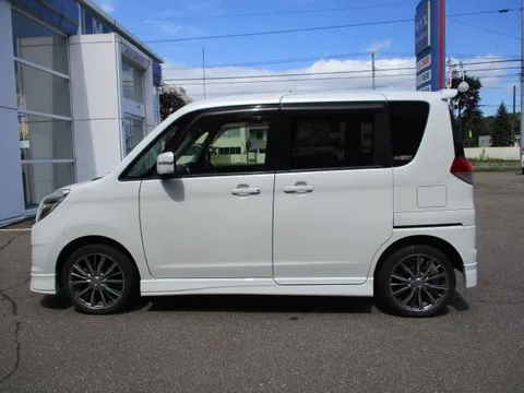 Mitsubishi Delica D:2